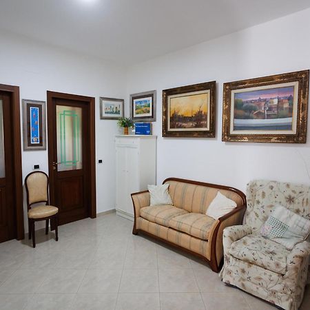The Lemon Tree House Apartment Scalea Exterior photo