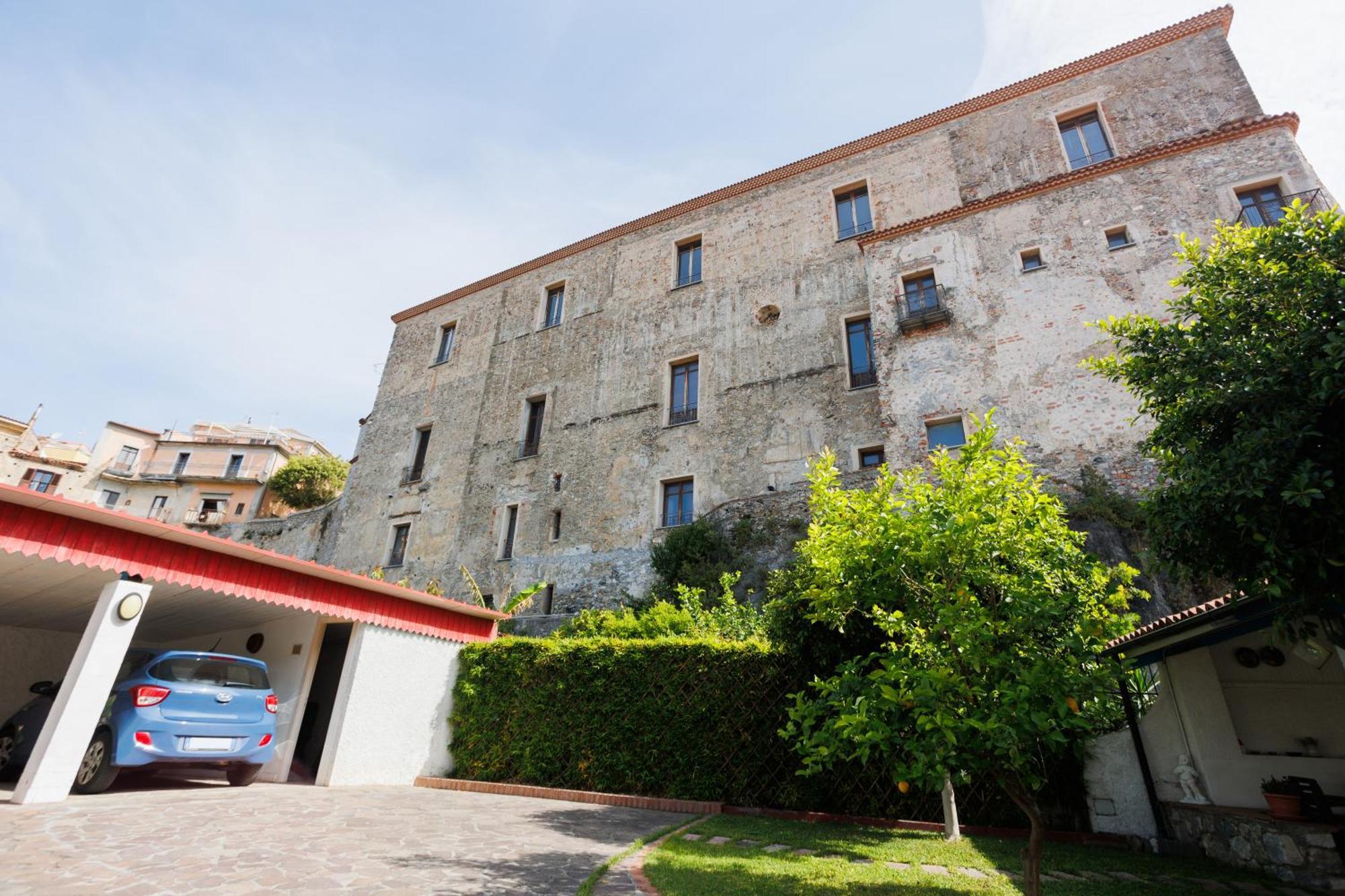The Lemon Tree House Apartment Scalea Exterior photo